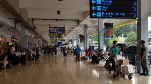 Akibat Cuaca Buruk, Sejumlah Penerbangan di Bandara Halim Alami Penundaan